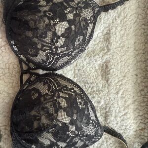 Victoria's Secret Elegant Black Lace Bra bombshell with rhinestones